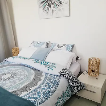 La Maison Bleue